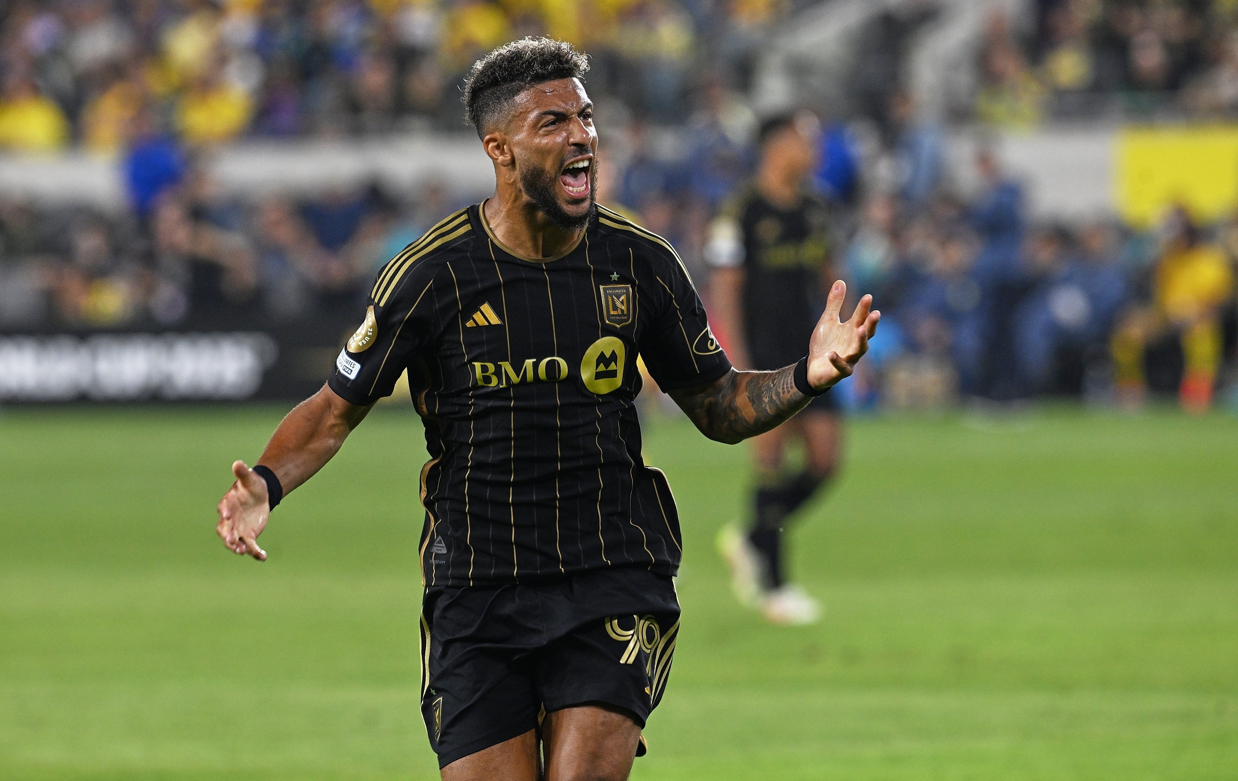 Él es Denis Bouanga, el jugador del LAFC que brilló en el partido ante América