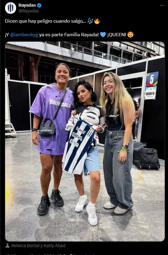 Becky G junto a Katty Martínez y Rebeca Bernal en Monterrey.