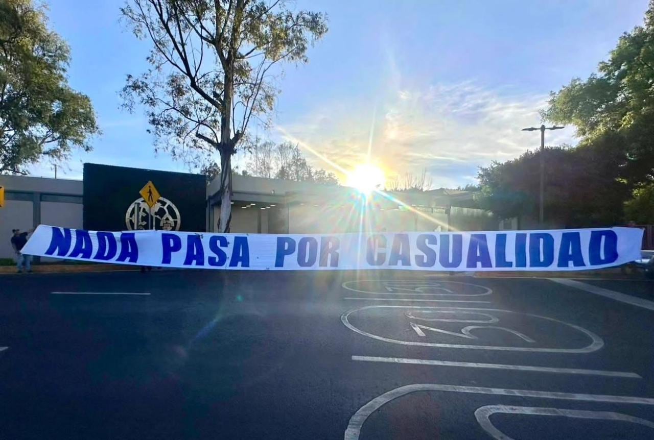 Porra de Cruz Azul va a Coapa para mandarle brutal mensaje al América