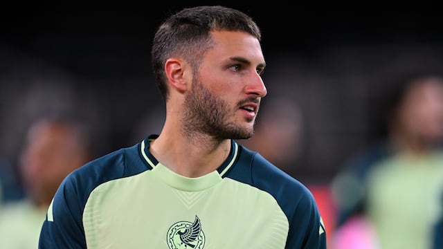 Santiago Giménez, delantero de la Selección Mexicana.