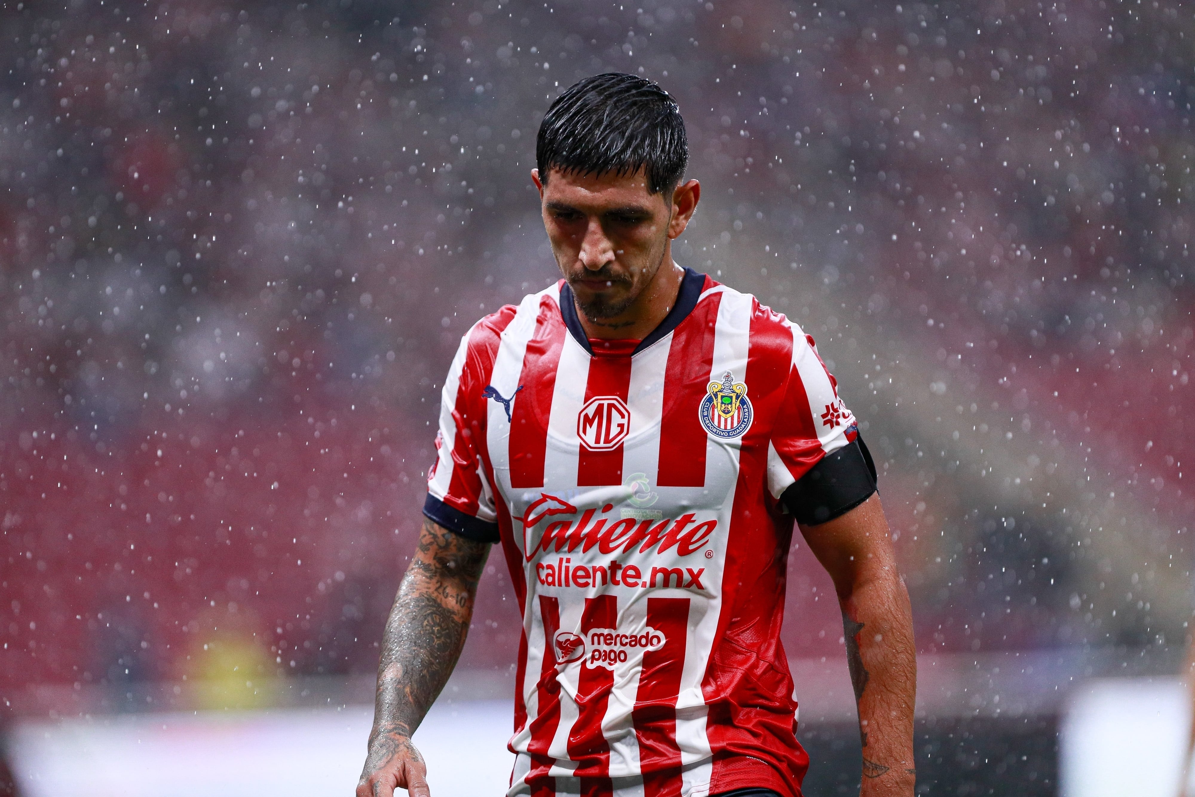 Pocho Guzmán, en la rampa de salida de Chivas.