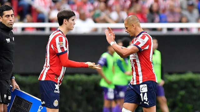 Hormiga González confirma que Chicharito fue el mejor refuerzo de Chivas