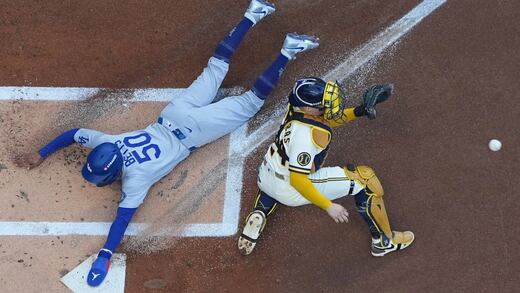 Milwaukee está a una victoria de cobrar su revancha: los Dodgers, al borde del precipicio