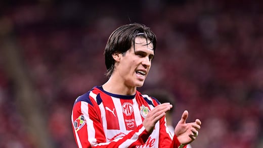 Confirman lo peor para Chivas: Ya saben cuánto tiempo estará fuera Diego Campillo