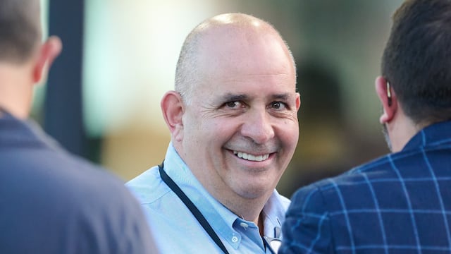 Era el máximo dirigente del futbol mexicano y ahora terminará en los foros de ESPN.