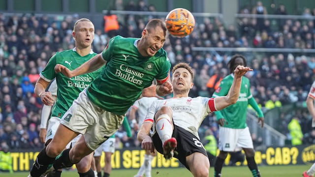 ¡Sorpresa en Inglaterra! Equipo último lugar de segunda división elimina al Liverpool de la FA Cup.