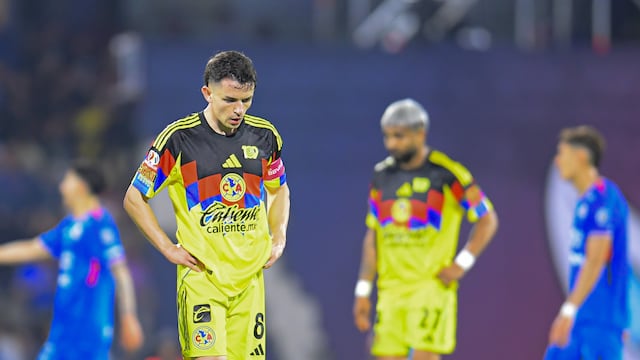 ¿Vestidor roto? Captan brutal reclamo de Álvaro Fidalgo contra Kevin Álvarez.