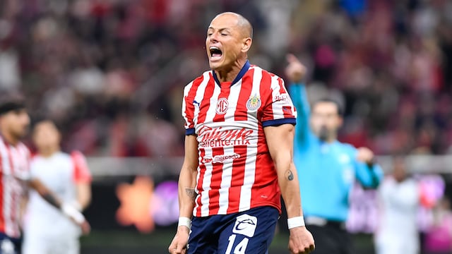 Chicharito Hernández habría pedido salir de Chivas