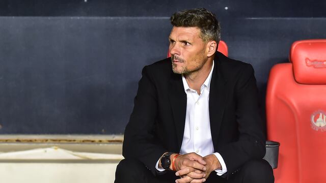 Luego de los múltiples rumores, Tano Ortiz regresa a los banquillos de la Liga MX para dirigir a Santos, luego de su paso en América y Rayados