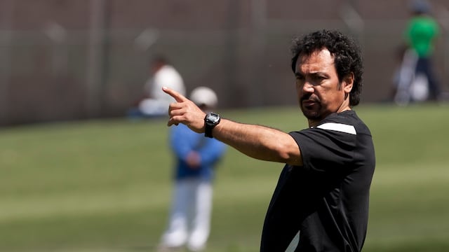 La placa de Hugo Sánchez en estadio del Atlético de Madrid corre riesgo por insólita razón.