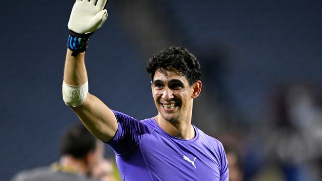 La alucinante atajada de Yassine Bounou que confirma que es uno de los mejores porteros del mundo