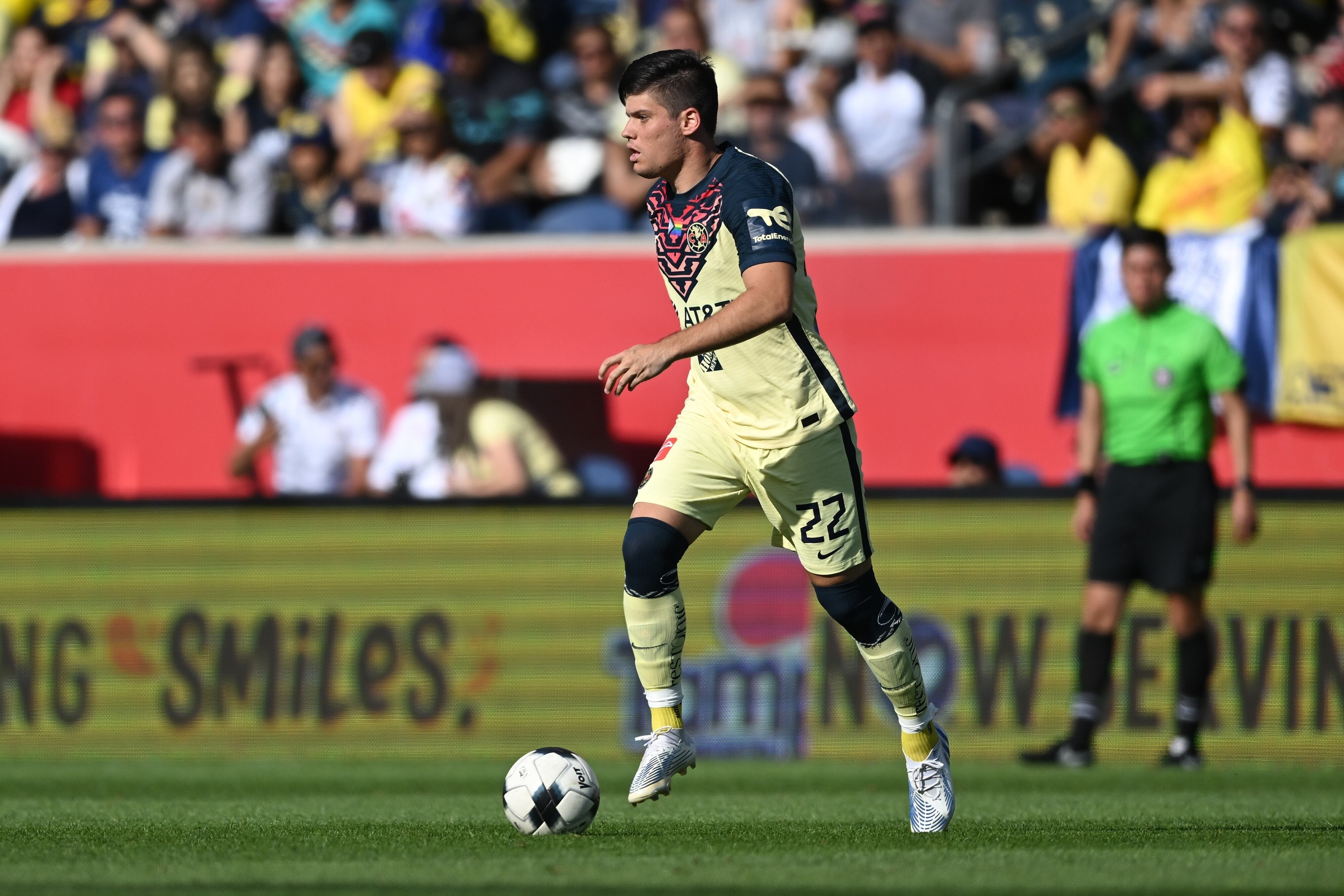 Jorge Meré con el Club América