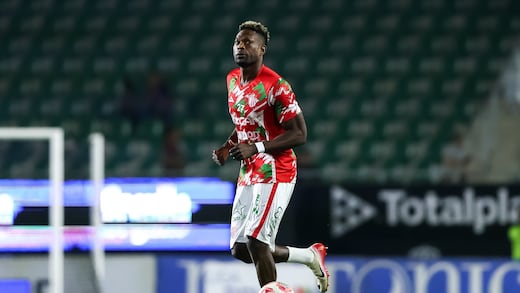 Pumas tiene la ventaja en fichaje de Díber Cambindo pero el dinero sería un problema