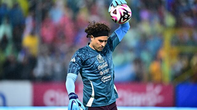 Memo Ochoa, en el partido Honduras vs México.