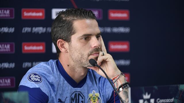 Jugador de Chivas rompió el silencio tras salida de Fernando Gago