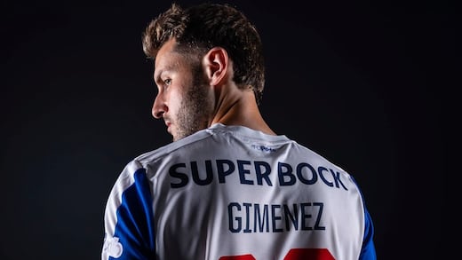 Porto ya es el club más mexicano de Europa: Santiago Giménez llevó la cuenta a ocho