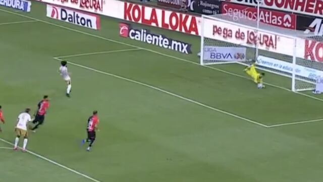 VIDEO: Chino Huerta se convierte el villano del Atlas vs Pumas al fallar un penalti