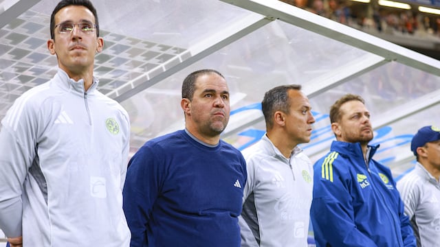 América pierde a auxiliar de Jardine que dirigirá en Brasil.