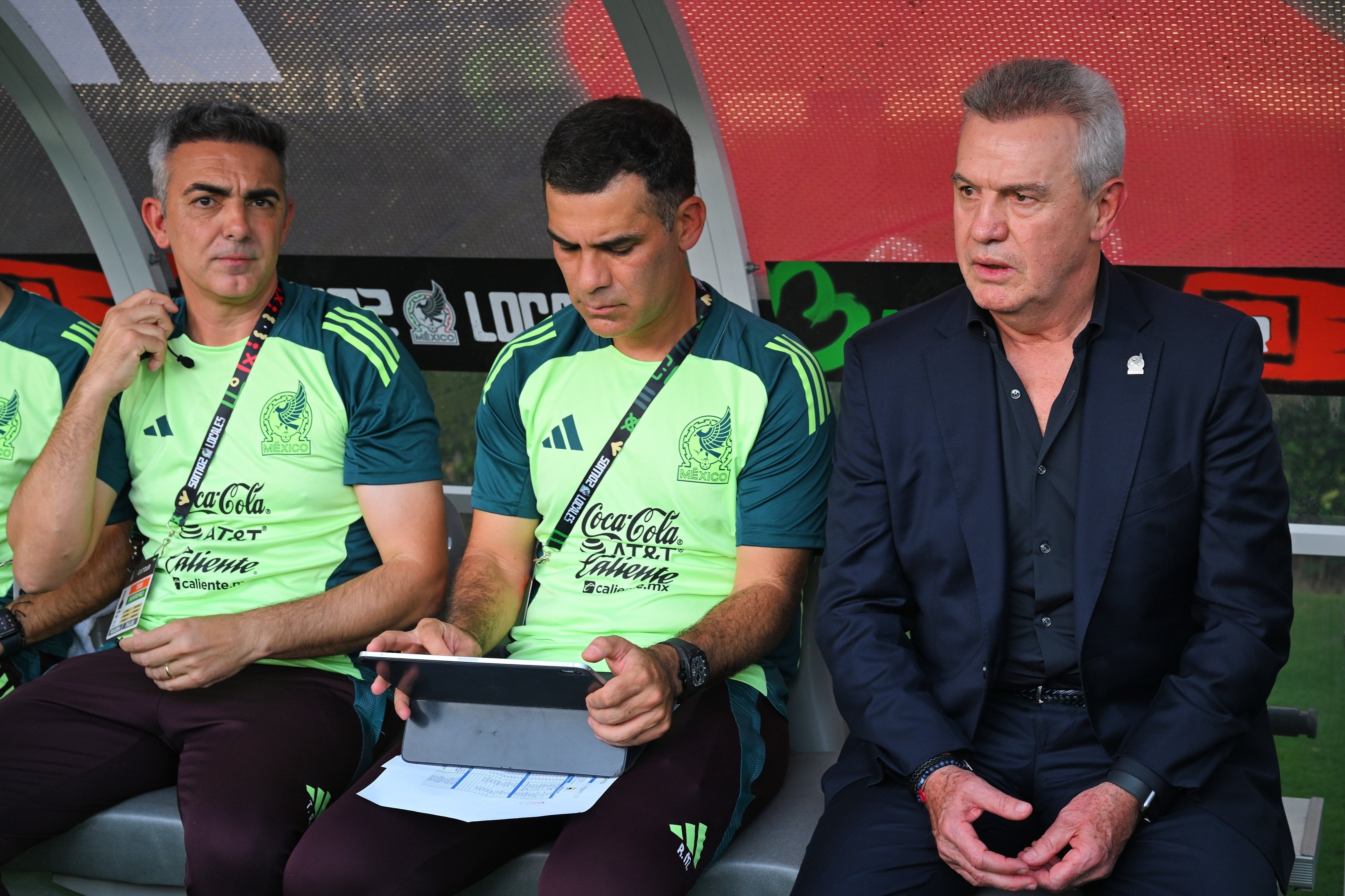 Javier Aguirre y Rafa Márquez en su debut con la Selección Mexicana