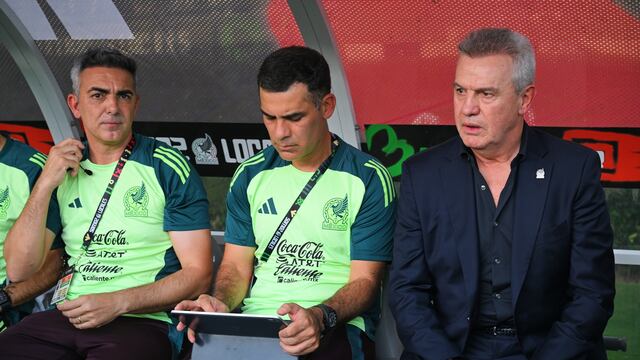 Javier Aguirre y Rafa Márquez en su debut con la Selección Mexicana