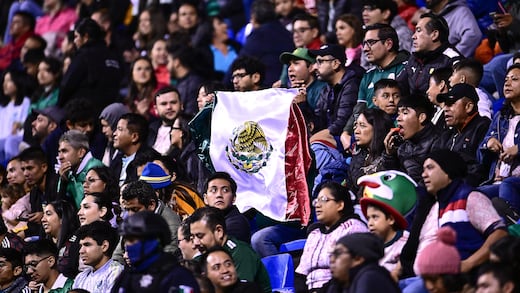 ¿Boicot total al futbol mexicano?... sí, solo si la afición no fuese una botarga tipo “El Caramelo”
