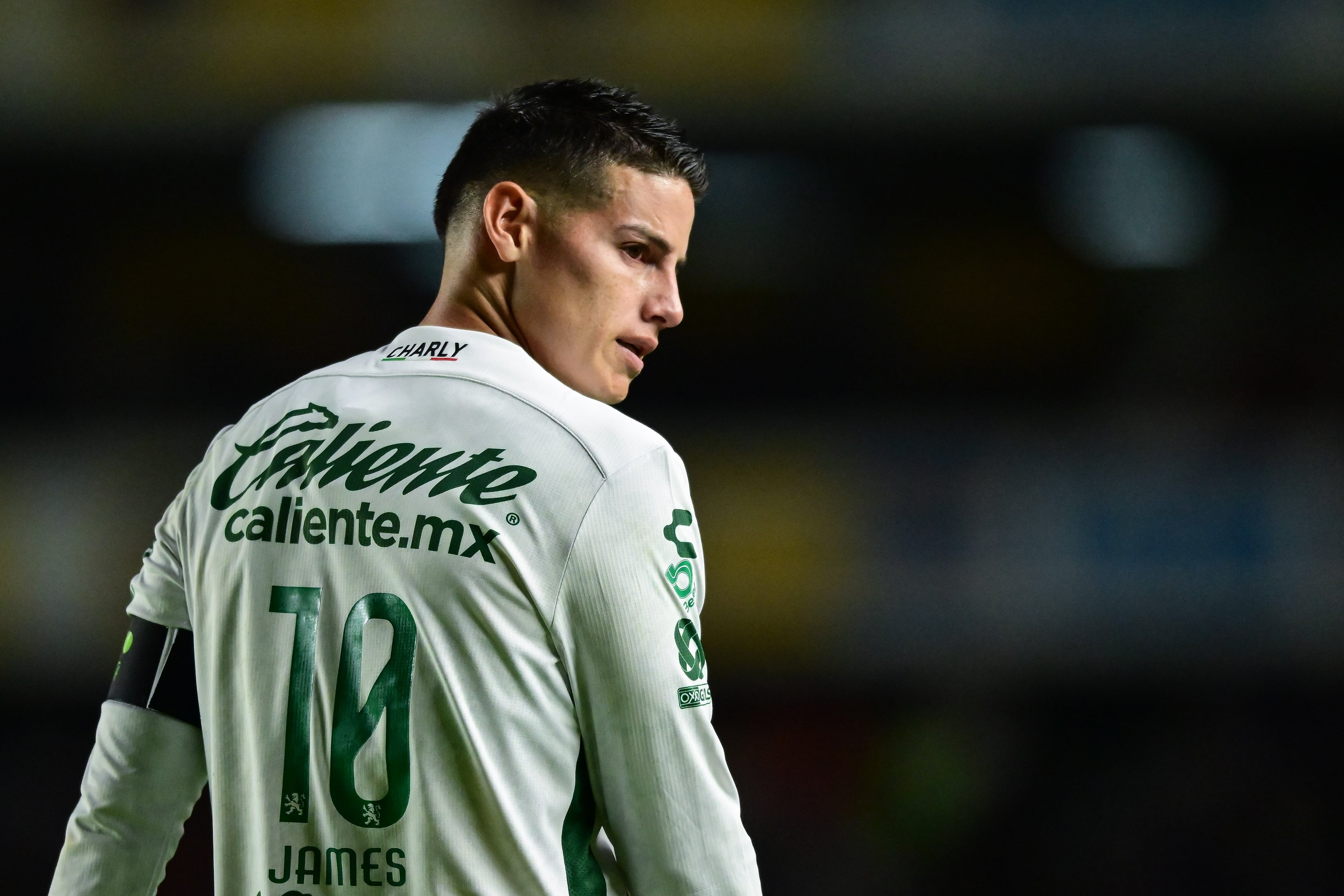 James Rodríguez con León