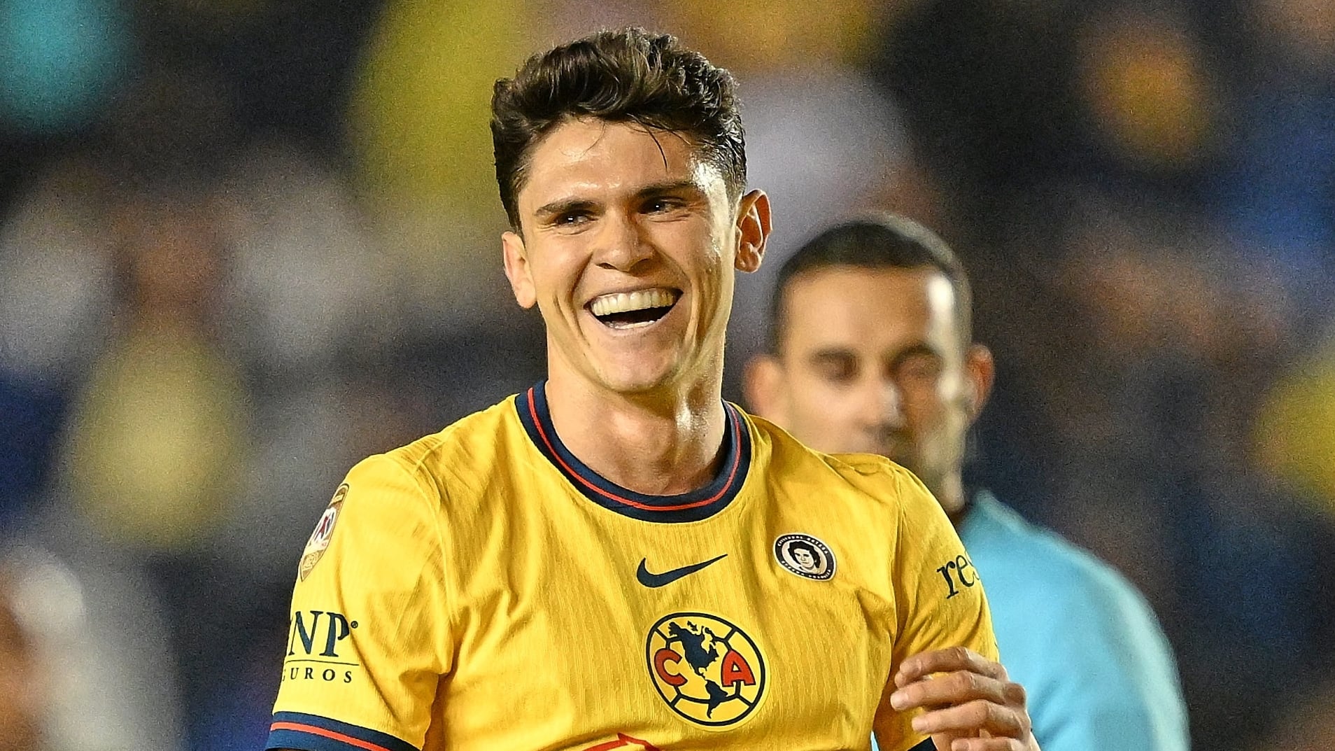 Israel Reyes en el América vs Mazatlán.