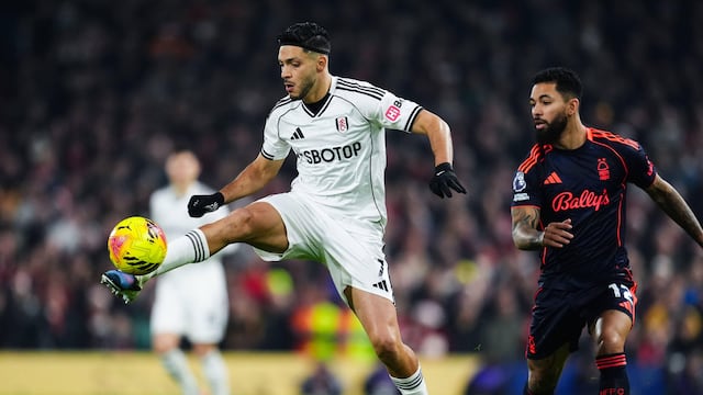 Con la especialidad de la casa: Raúl Jiménez vuelve a marcar en la Premier League