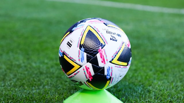 Balón de la Liga MX.