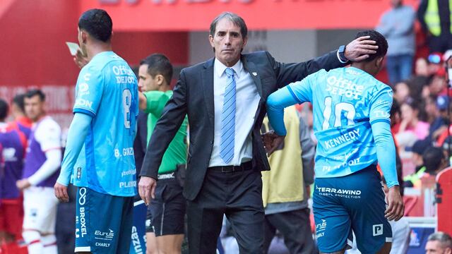 Guillermo Almada ya no sería bien visto por los jugadores de Pachuca y desearían que salga del equipo antes del Mundial de Clubes