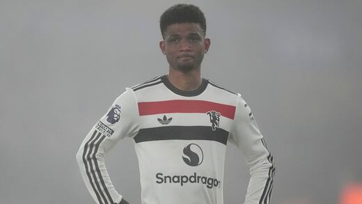 El Manchester United al borde del precipicio: la zona de descenso y el riesgo con Adidas