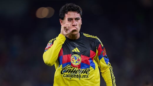 Desde Europa seducirían a Ramón Juárez; un rival directo también lo buscaría