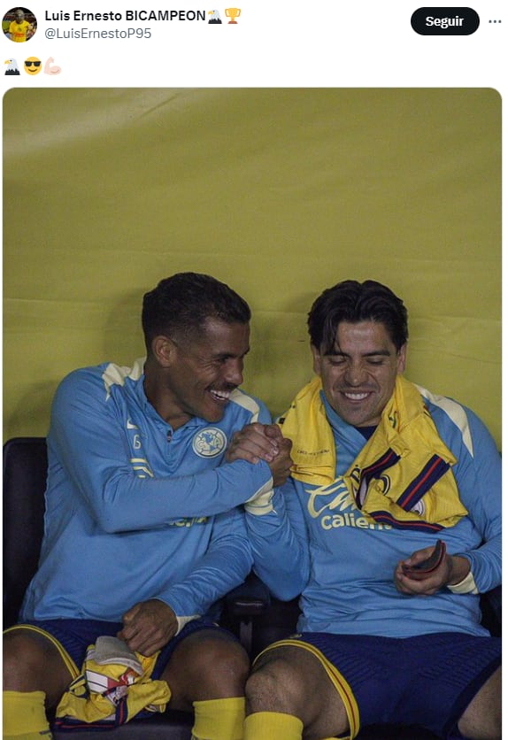 Jonathan dos Santos y Víctor Dávila