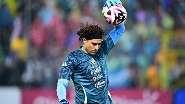 Memo Ochoa seguirá con el AVS pese a que buscaba su salida a Grecia; la razón es insólita