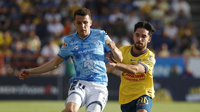 Oussama Idrissi y Miguel Ramírez en el Pachuca vs América.