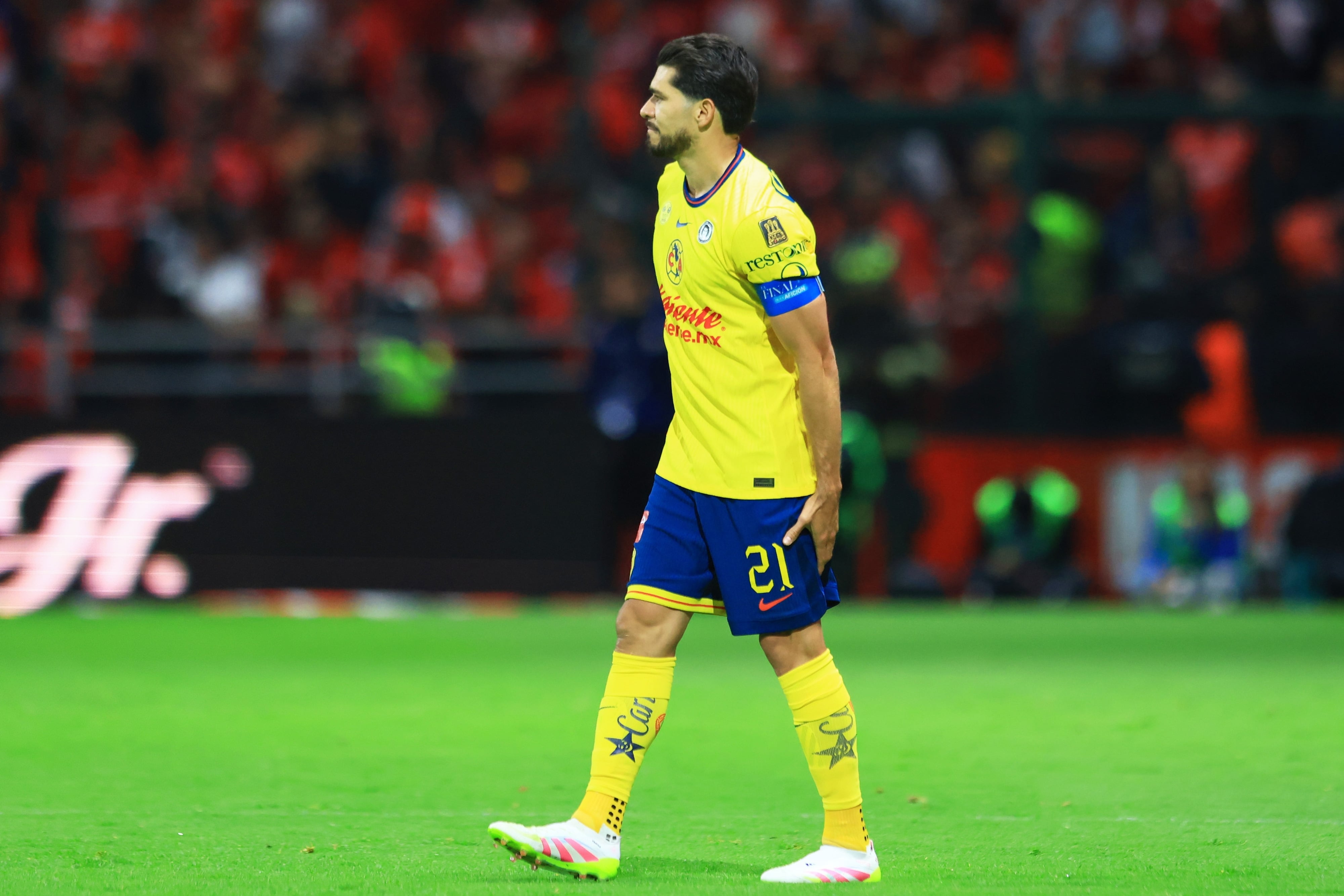 Henry Martín se lesionó los isquiotibiales de la pierna izquierda en la final contra Toluca
