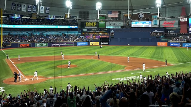 Partido de beisbol. Rays