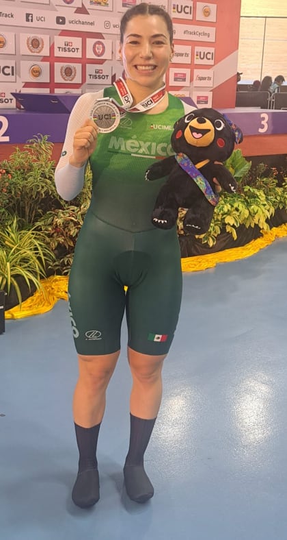 Luz Daniela Gaxiola se quedó con la medalla de plata en el keirin