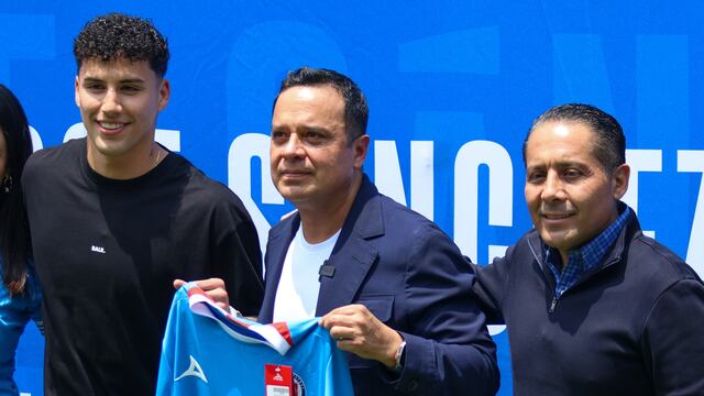 Víctor Velázquez, presidente de Cruz Azul.