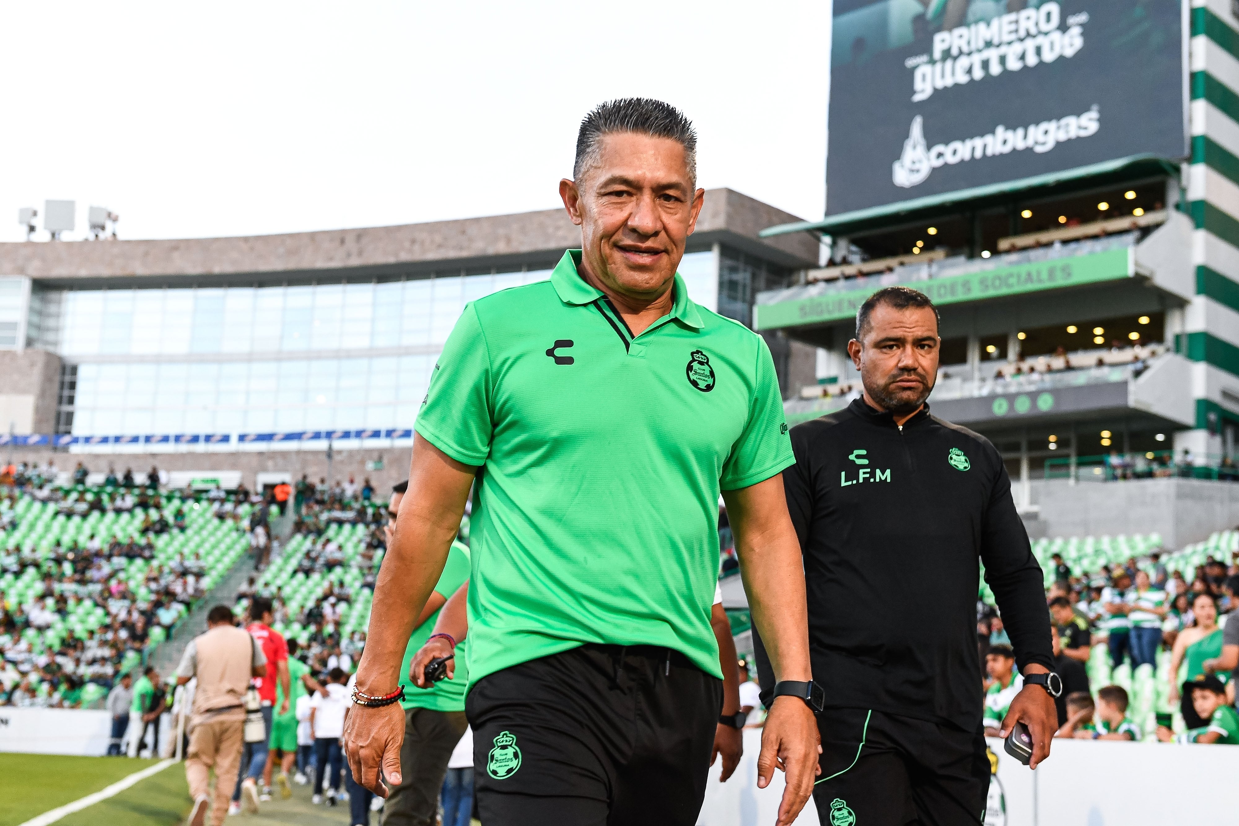 Ignacio Ambriz con Santos