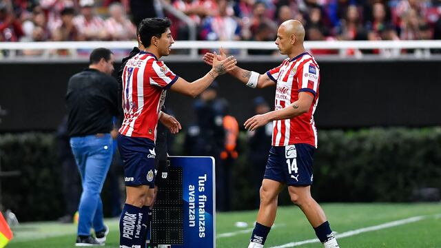 Siguen los escándalos en Chivas