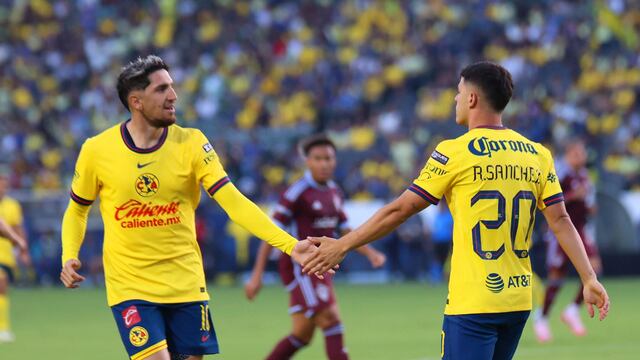 Diego Valdés y Richard Sánchez con Club América.