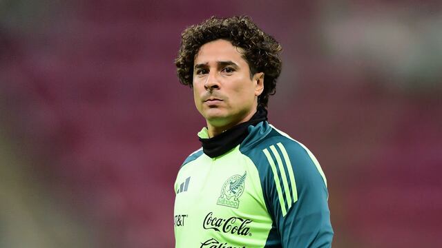 Memo Ochoa encabeza lista de Selección Mexicana pese a sus osos recientes en Europa