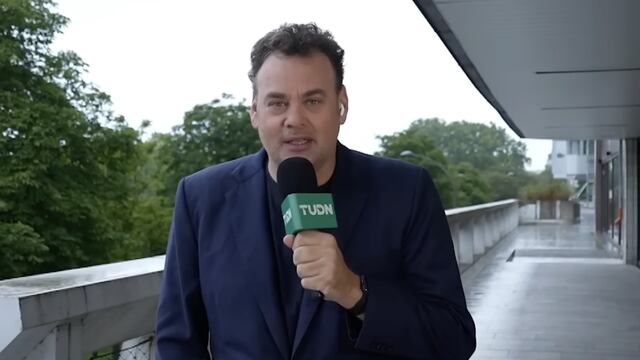 David Faitelson explota contra "reporfans" de Rayados tras goleada a Pumas