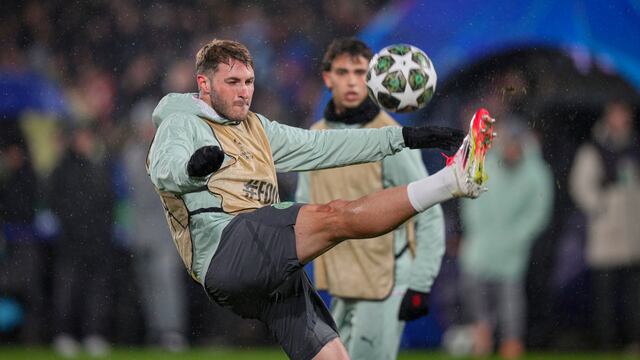 Santiago Giménez con AC Milan.