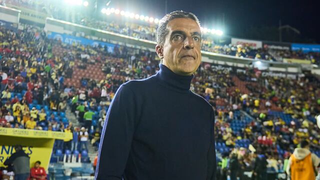 Renato Paiva con Toluca