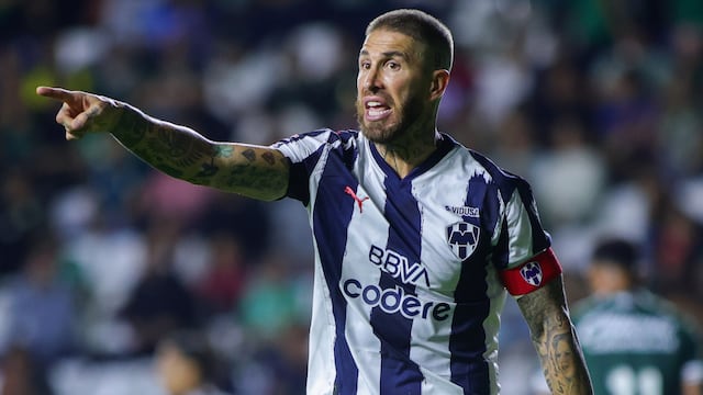 ¿Indisciplina en Rayados? Captan a Sergio Ramos en concierto de Alejandro Sanz.