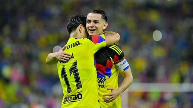 Víctor Dávila y Álvaro Fidalgo con América.