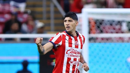 ¿Héroe o villano? Alan Pulido tiene contra las cuerdas a Chivas