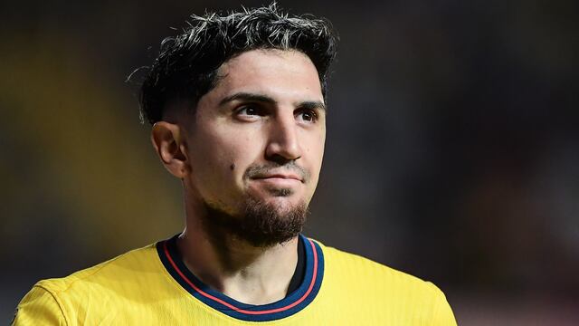 Diego Valdés anota su primer gol con Vélez tras varios meses de lesión.